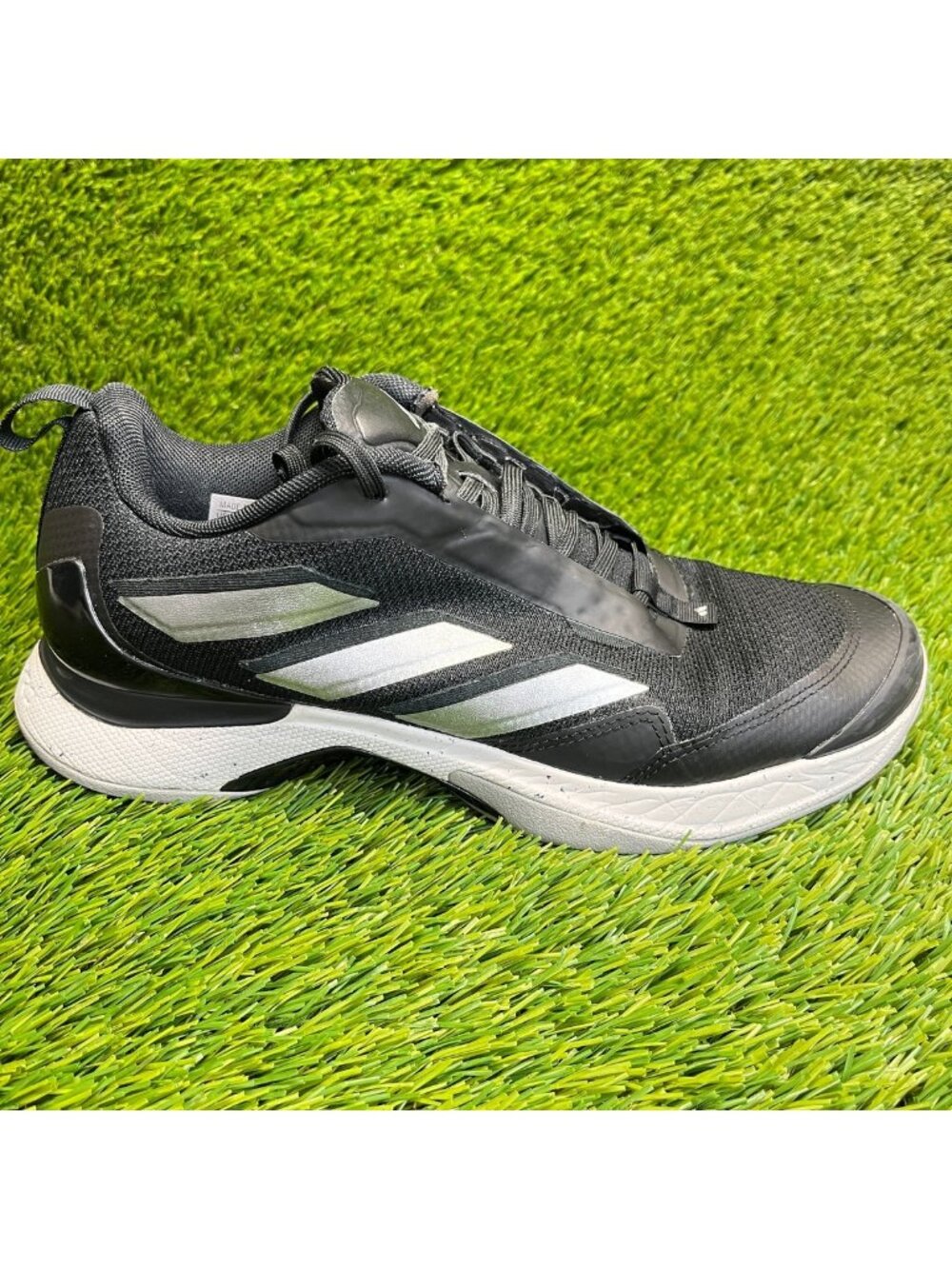 Adidas Avacourt Womens Size 9 Black Silver White Running Tennis Shoes Sneakers